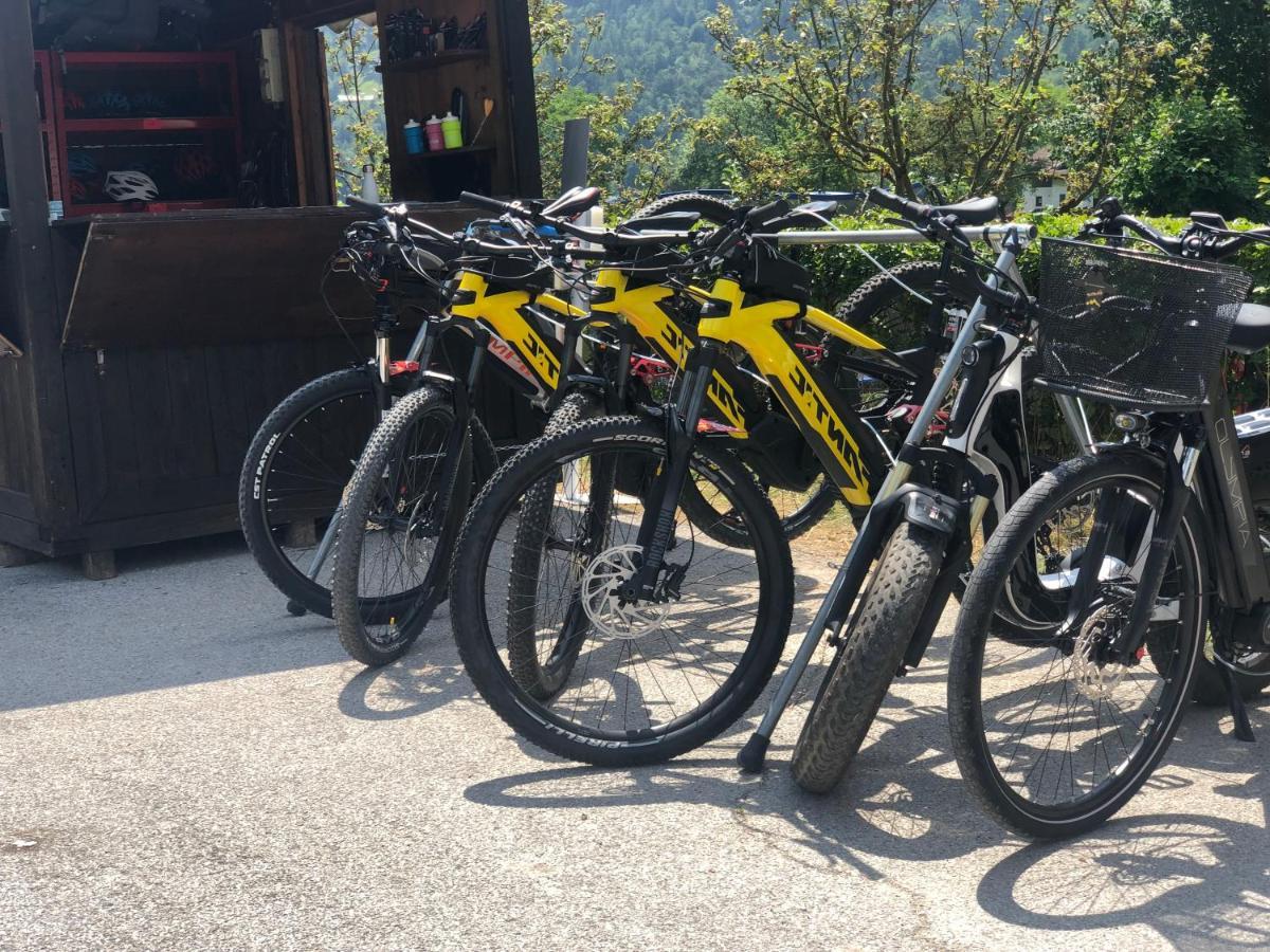 Alpieve Albergo Pieve Pieve Di Ledro Kültér fotó