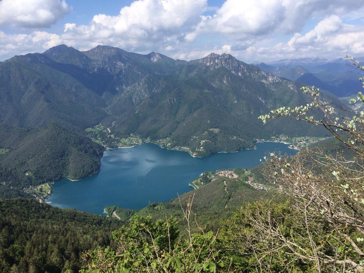 Alpieve Albergo Pieve Pieve Di Ledro Kültér fotó
