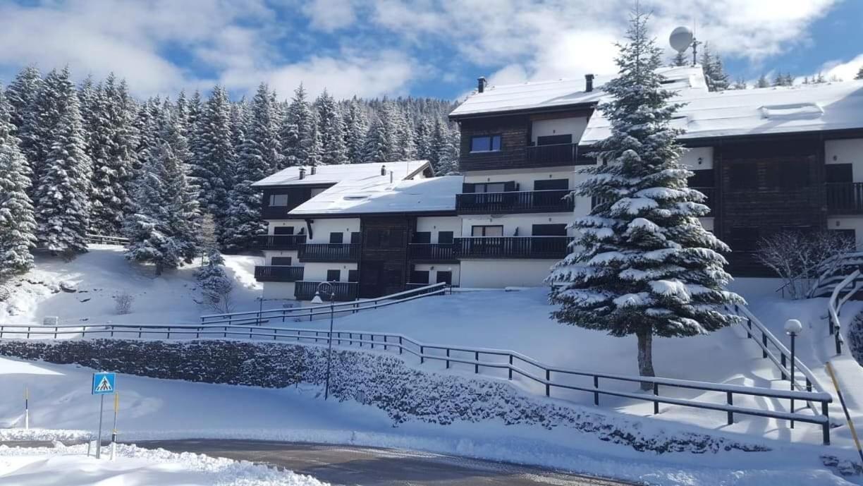 Alpieve Albergo Pieve Pieve Di Ledro Kültér fotó